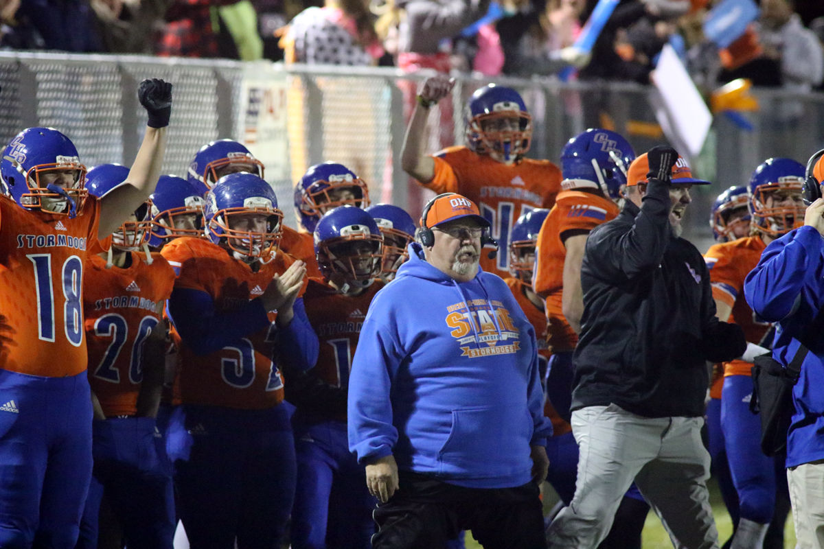 Osceola High Plains FB vs Cross County (10).JPG